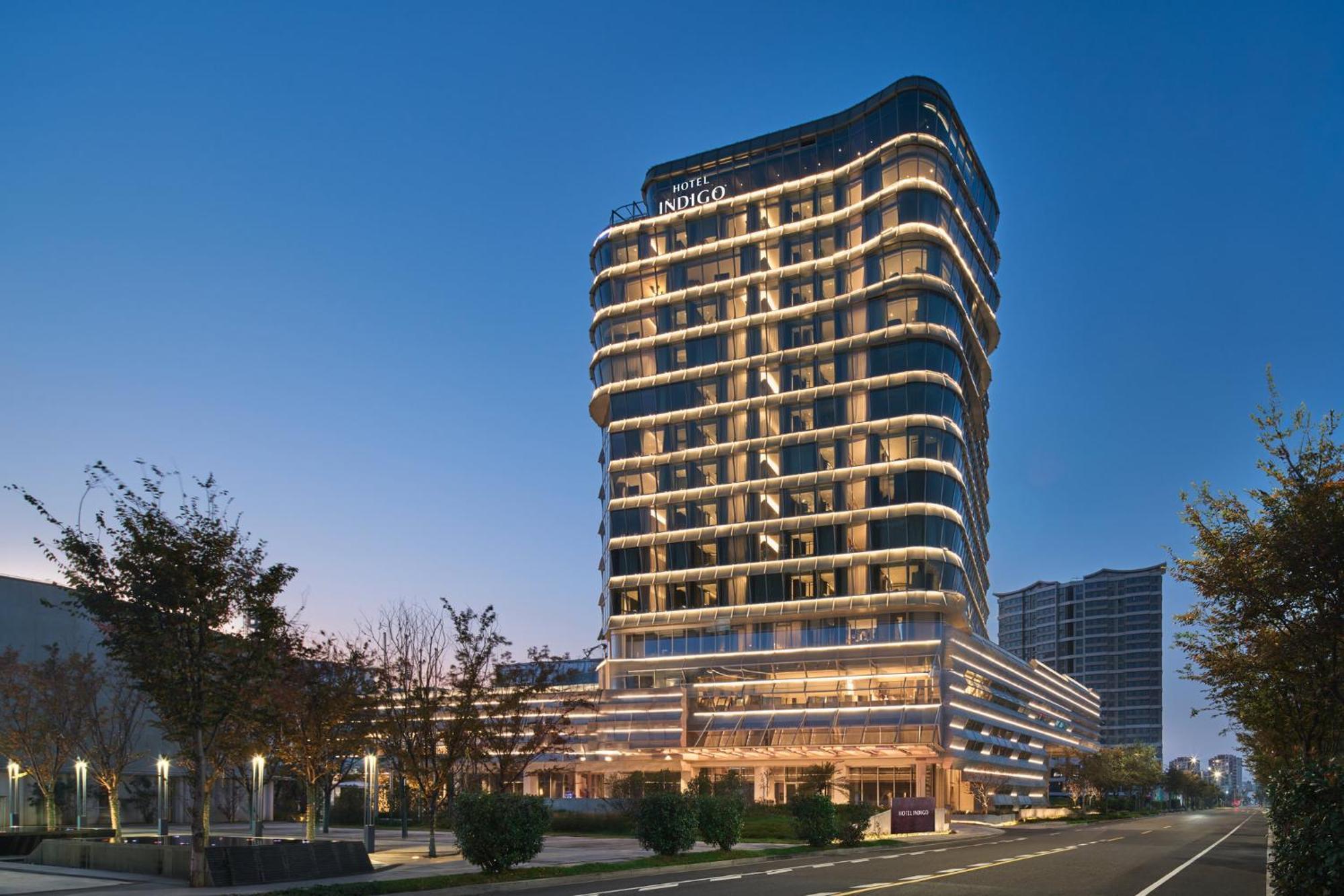 Hotel Indigo Ningbo Riverside By Ihg Buitenkant foto